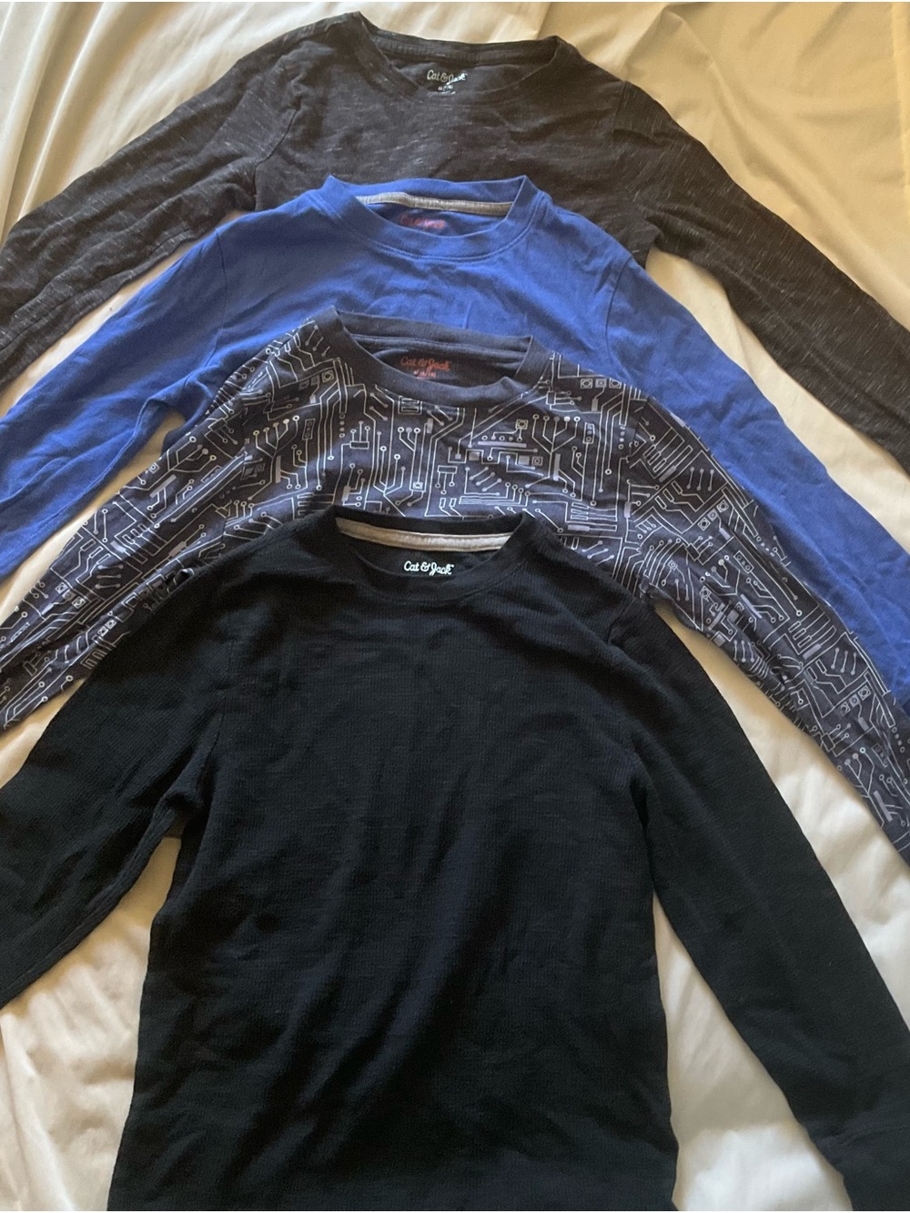 Cat & Jack Child Size Long-Sleeve Crew Neck Shirt Set Size 7 , 8, 10 , Blue